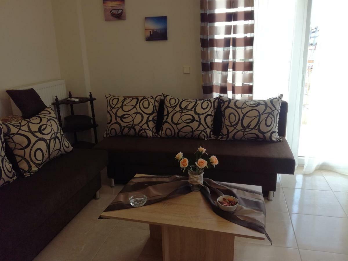 Jordan'S 3Rd Appartment At Nea Michaniona Bagian luar foto